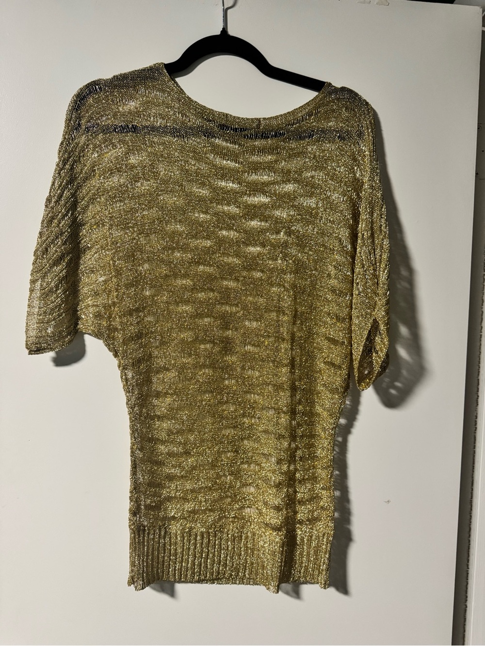 Metallic Gold Knit Short Sleeve Sweater